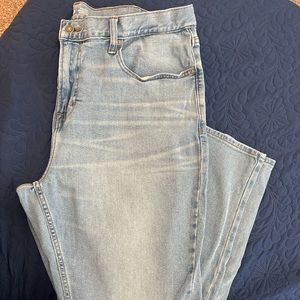 Men’s Old Navy Built In Tough Built In Flex straight Fit jeans. EUC